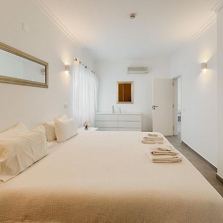 Holiday Beach Apartment Porto De Mos 拉哥斯 外观 照片