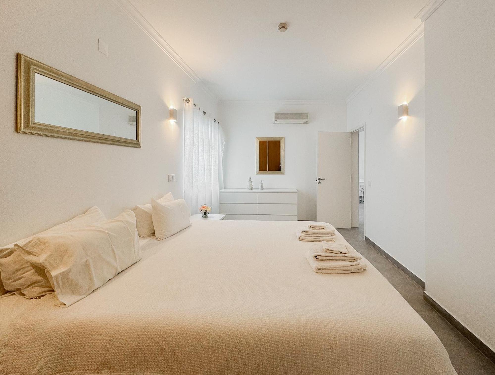Holiday Beach Apartment Porto De Mos 拉哥斯 外观 照片